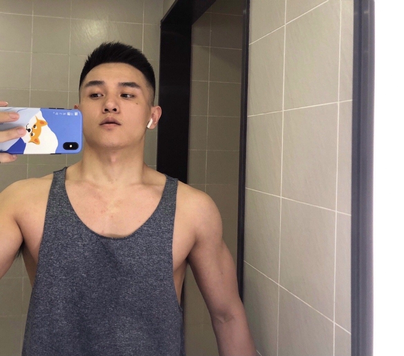 李文亮的第一张照片--台南父母相亲团